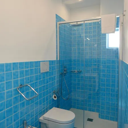 Capresella Luxury 公寓 *